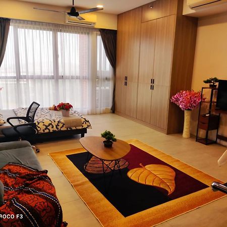 Cozy Unit- Bell Suites- Horizon Suites- Wifi- Netflix- Parking Swimming Pool- Klia Sepang Extérieur photo