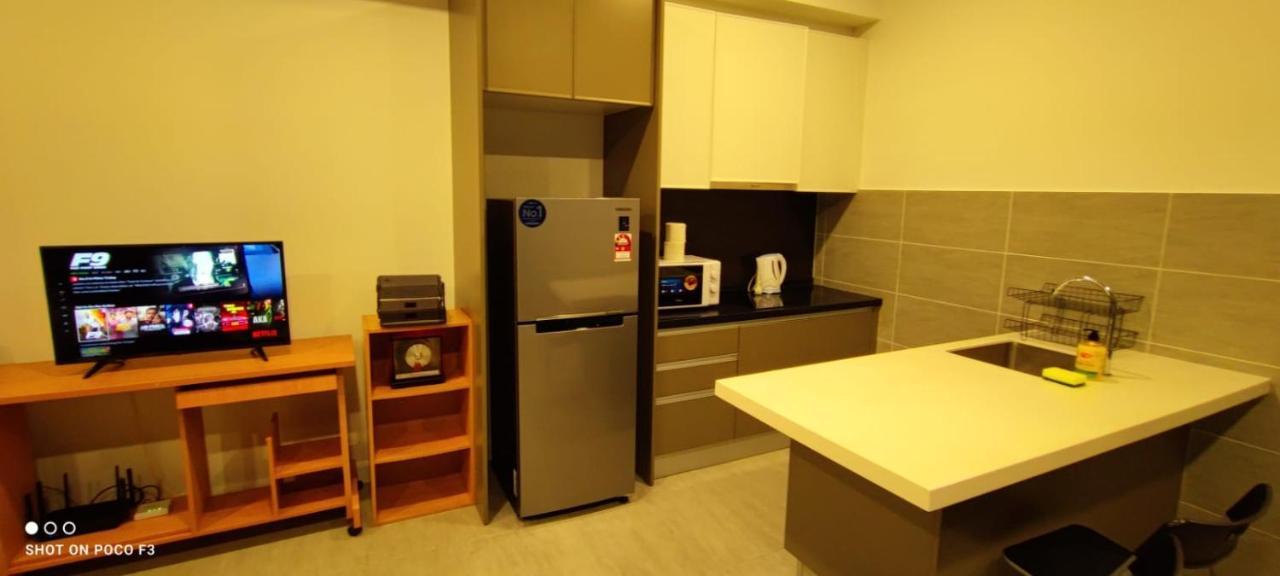 Cozy Unit- Bell Suites- Horizon Suites- Wifi- Netflix- Parking Swimming Pool- Klia Sepang Extérieur photo