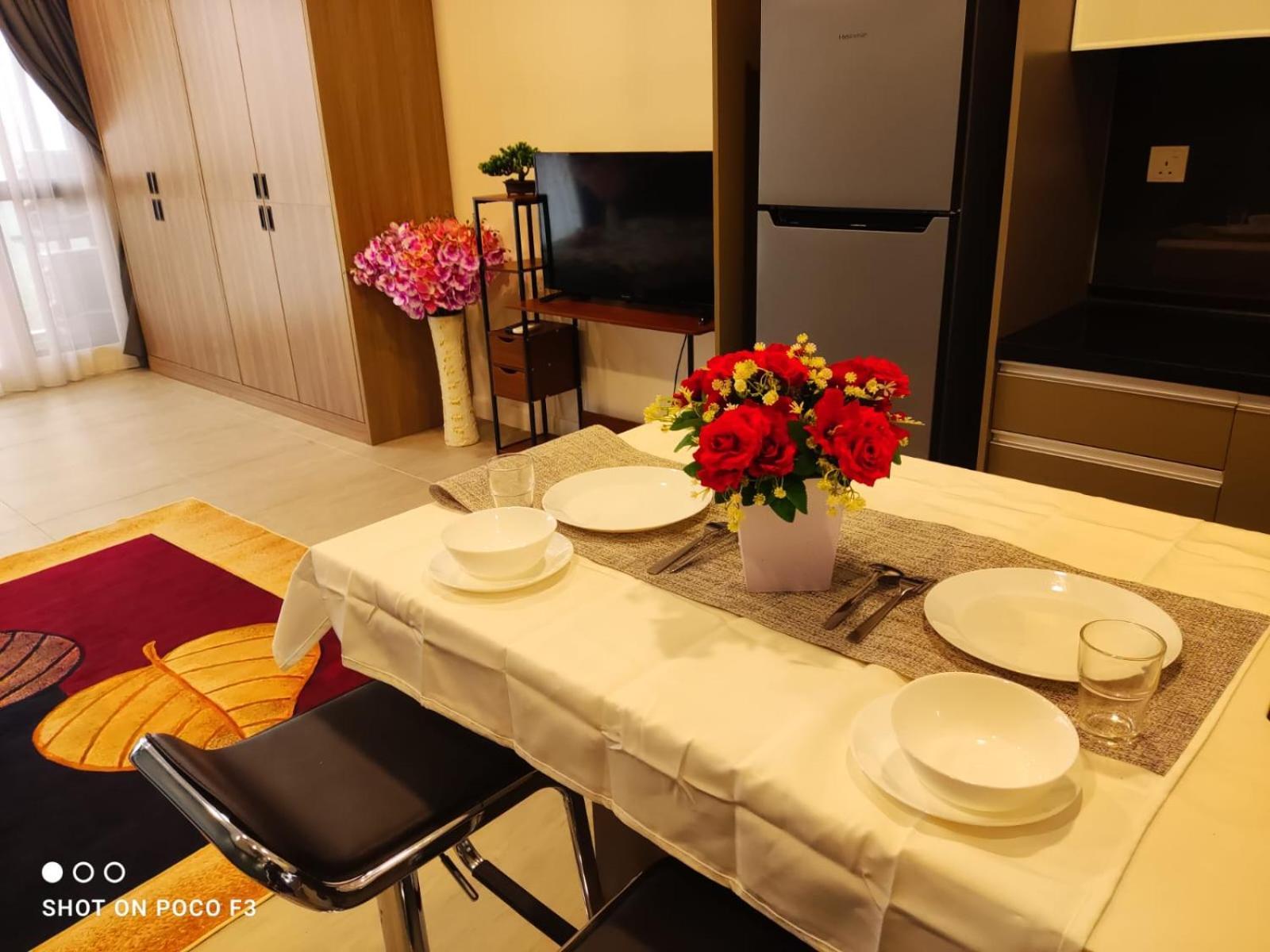 Cozy Unit- Bell Suites- Horizon Suites- Wifi- Netflix- Parking Swimming Pool- Klia Sepang Extérieur photo